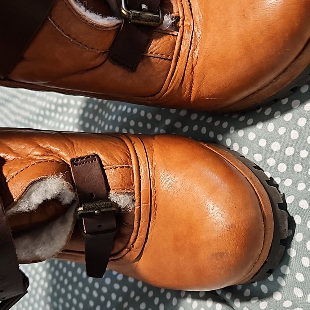 RARE FIND Dolce Vita boots - Picture 13 of 13